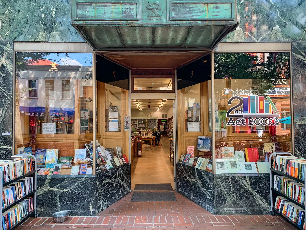 2nd Act Books in Charlottesville, VA