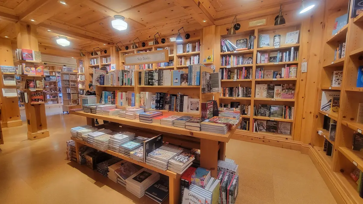 Copperfield's Books (Larkspur) in Larkspur, CA