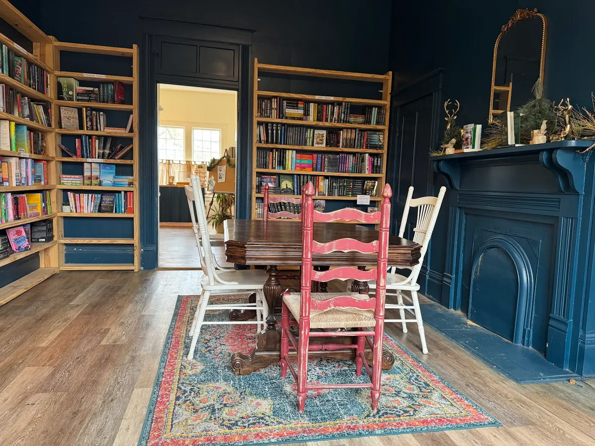 Dog Ear Books (MS) in Brookhaven, MS