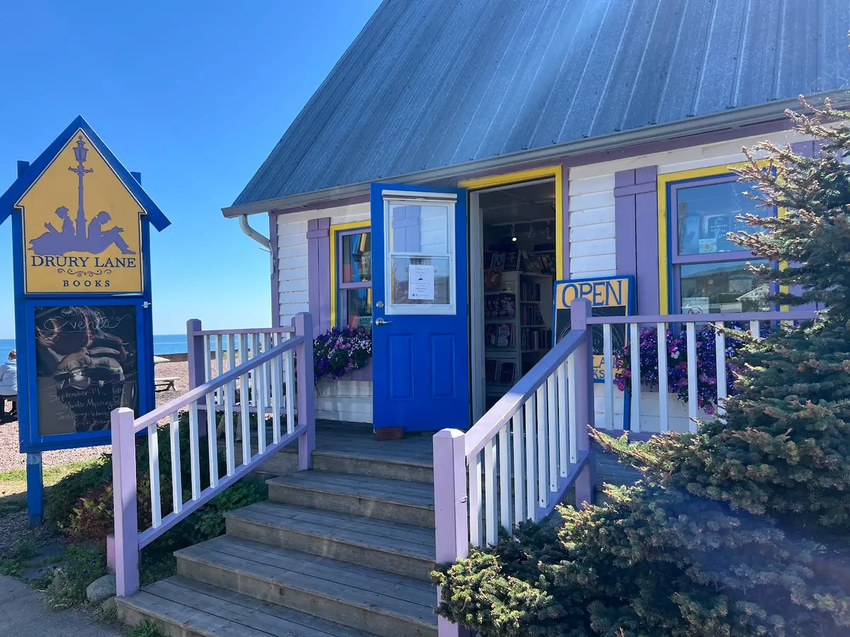 Drury Lane Books in Grand Marais, MN