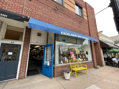 Excelsior Bay Books in Excelsior, MN