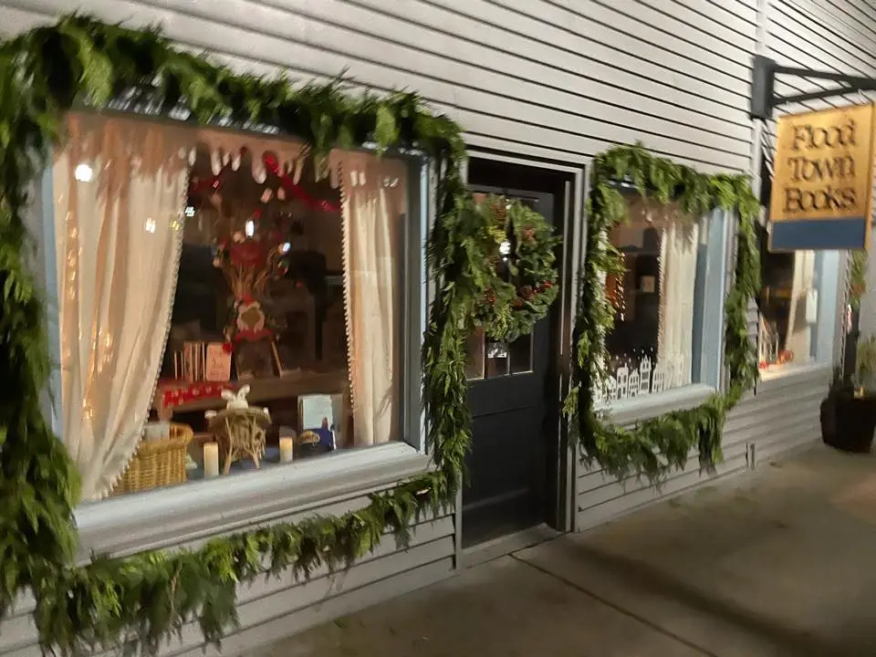 Flood Town Books in Heppner, OR